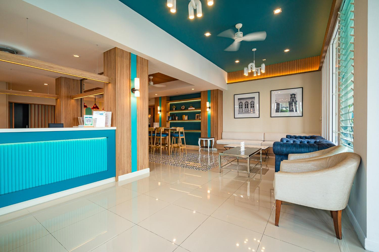 Public Area 4, Ratana Hotel Rassada, Phuket Island
