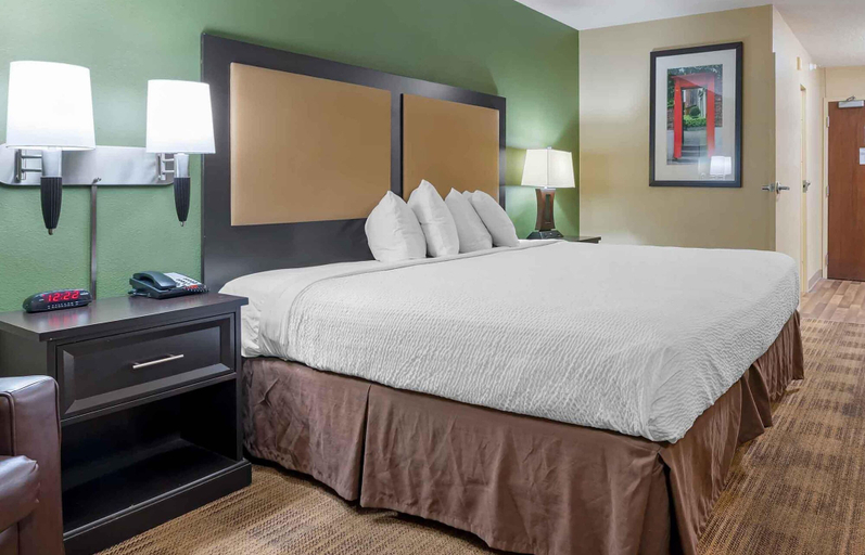 Bedroom 4, Extended Stay America Suites Indianapolis Castleton, Marion