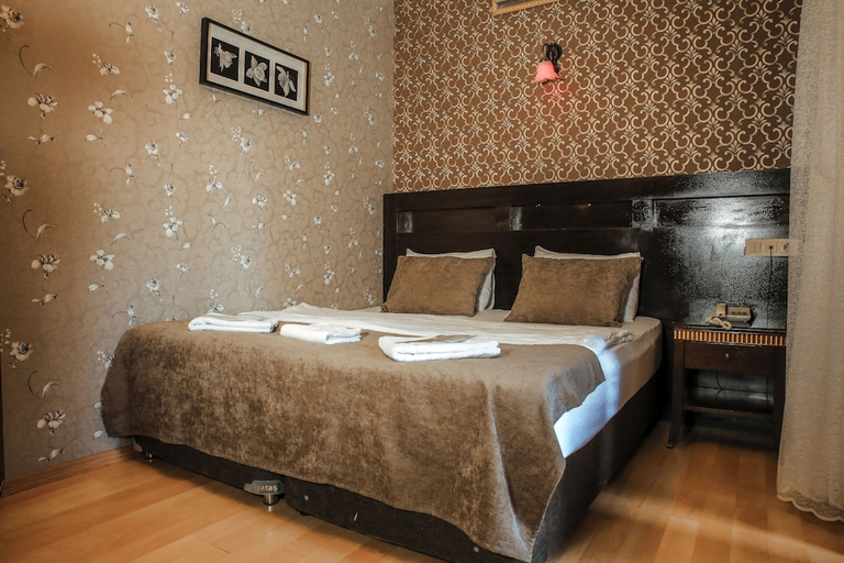 Bedroom 3, Letter Hotel, Beyoğlu