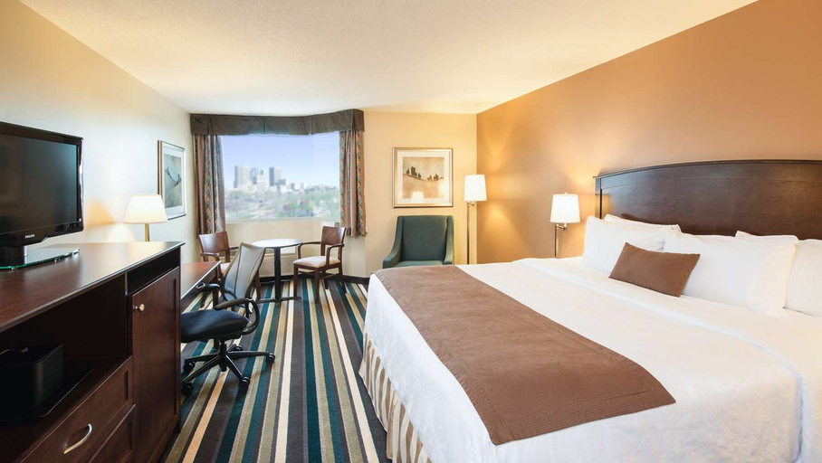 Bedroom 3, Best Western Plus Winnipeg Airport Hotel, Division No. 11
