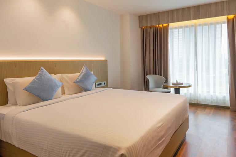 Room 3, Coral Reef, Ernakulam