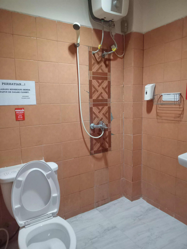 Bathroom 5, Hotel Bambu Kuning, Bandar Lampung