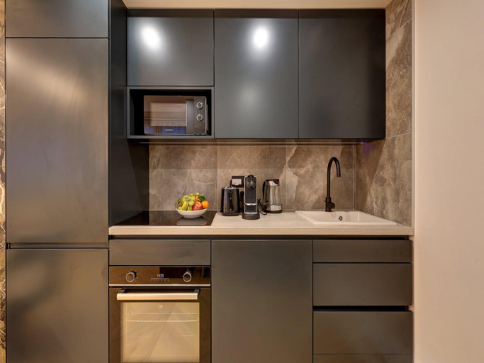 2, Sublime AC Apartment Eiffel Tower Champs de Mars, Paris
