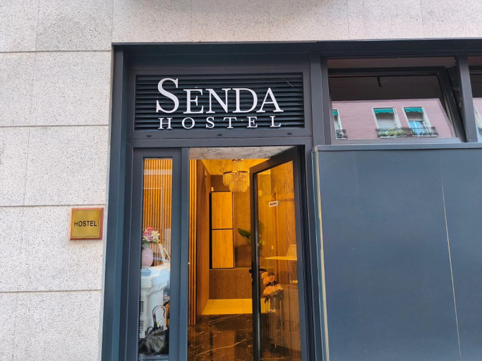 Exterior & Views, Senda Hostel Retiro, Madrid