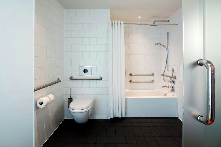 Bathroom 5, citizenM Los Angeles Downtown, Los Angeles