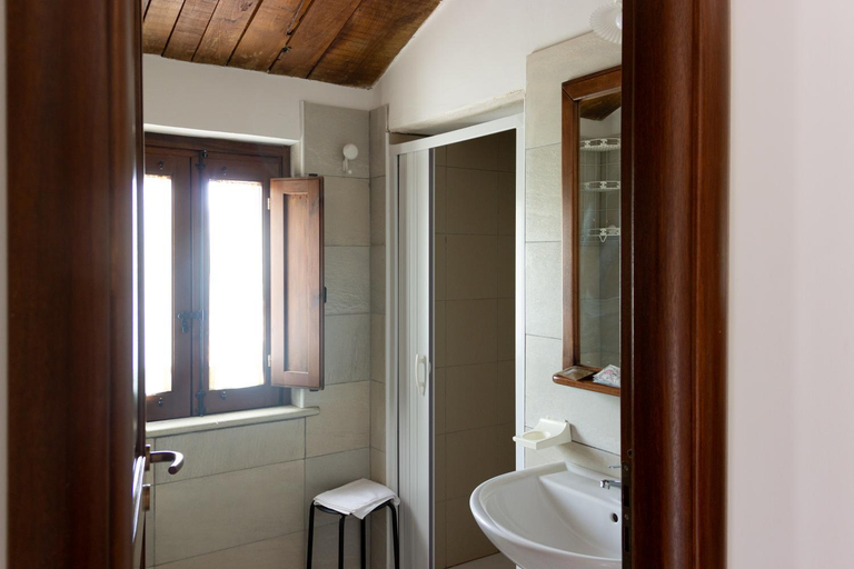 Bathroom 4, La Rosa Nel Bicchiere, Catanzaro