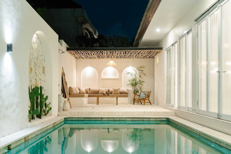 Others 1, Villa Putih Berawa, Badung