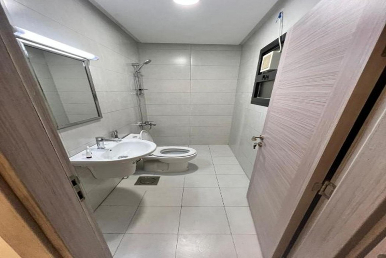 Bathroom, Magic Suite Mahboula Tower