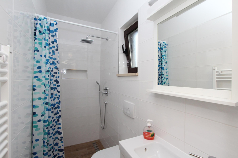 Bathroom 3, Apartments Cocaletto, Rovinj