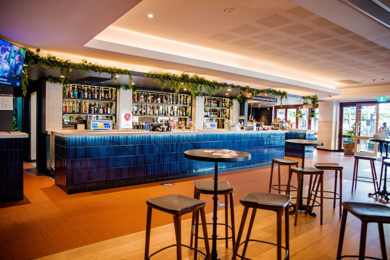 Food & Drinks 4, Bankstown Hotel, Sydney