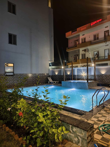 Pool, Hotel The Crystal, Udaipur