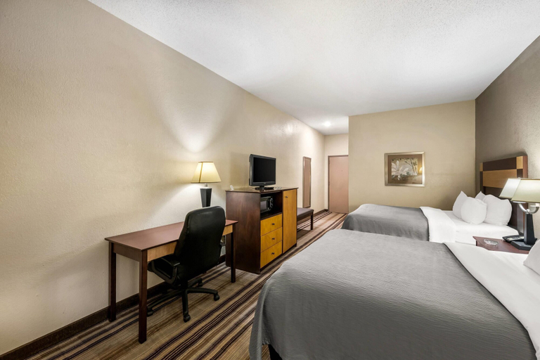 Bedroom 3, Quality Inn Bulls Gap, Greene