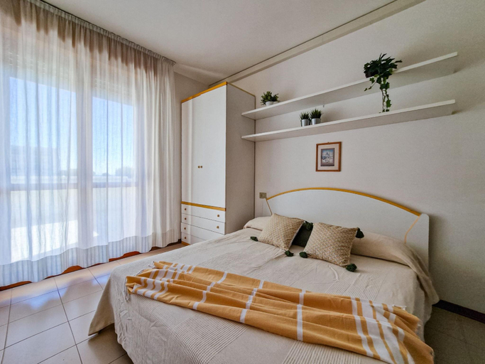 Bedroom 2, One Bedroom Apartment in a residence with Swimming pool, Venezia