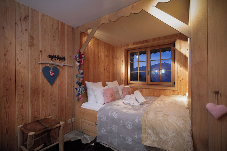 Bedroom 3, Chalet La Tsoum, Martigny