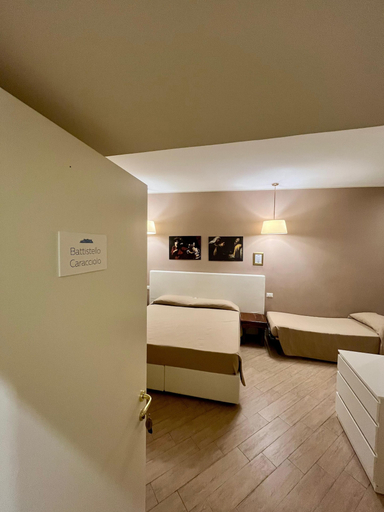 Room 5, de Ribera rooms, Napoli