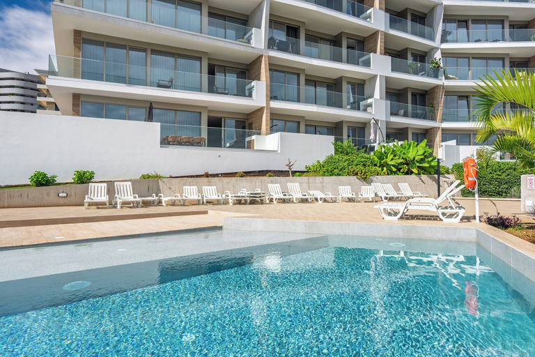 Pool 4, Golden View Funchal, Funchal