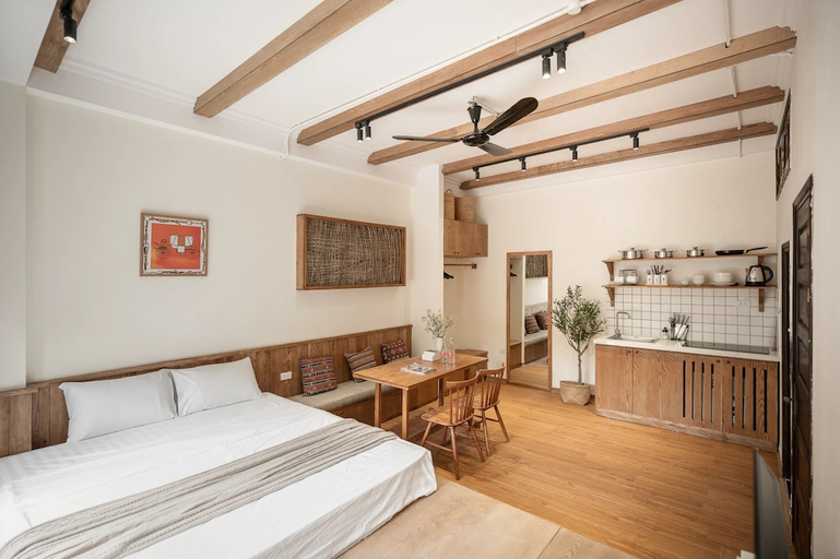 Bedroom 2, UNIQUE Creative - Wooden Design - Rooftop Jacuzzi, Hai Bà Trưng