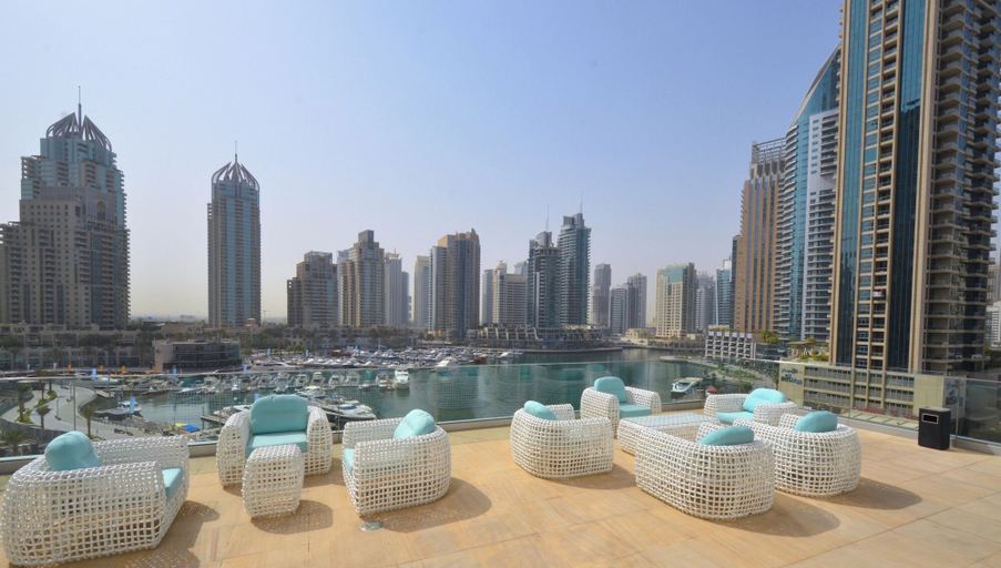 Sundeck, Cayan Escape Lavish 1BR with Sea View, Dubai