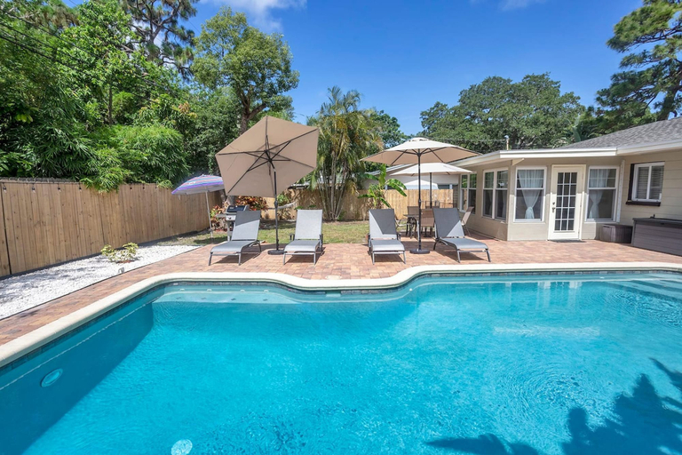 Room 3, Villa Bella With Heated Pool, Pinellas