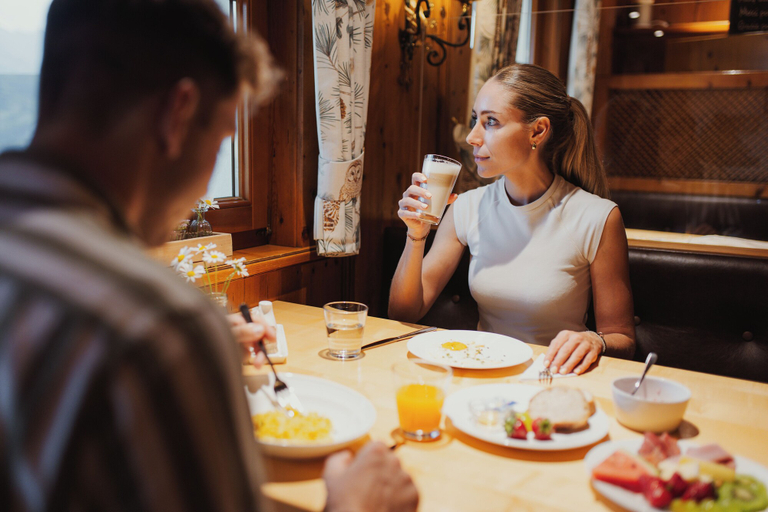 Food & Drinks 4, Hotel Oberland