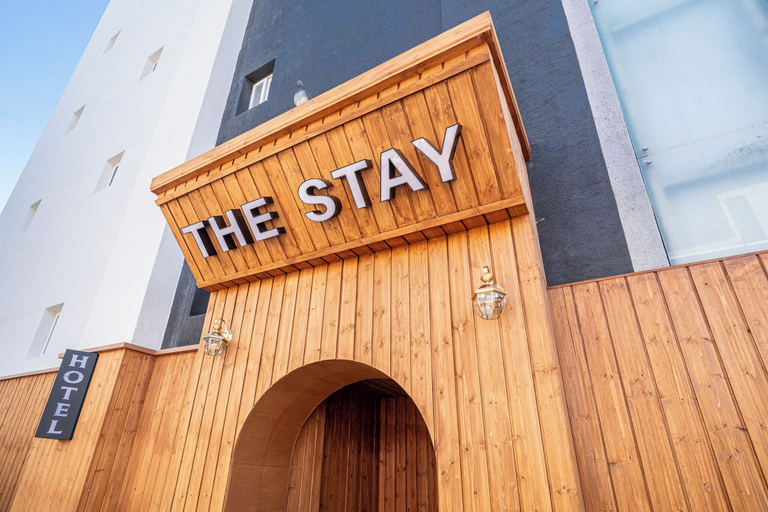 Exterior 5, The Stay, Jung