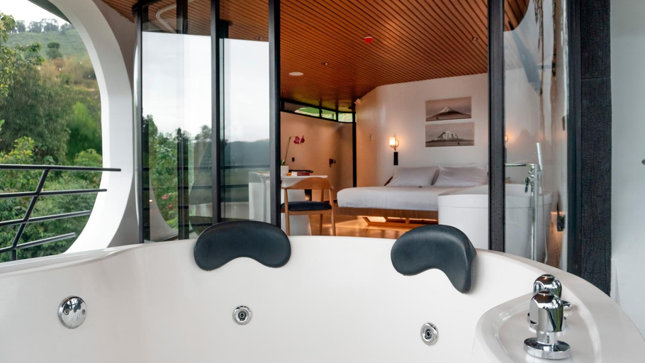Bathroom 4, Saloya Mindo Life Landscape Hotel, San Miguel de los Bancos