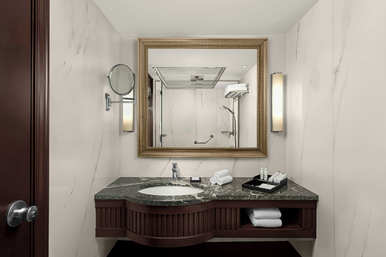 Bathroom 5, Amman Marriott Hotel, Wadi Essier