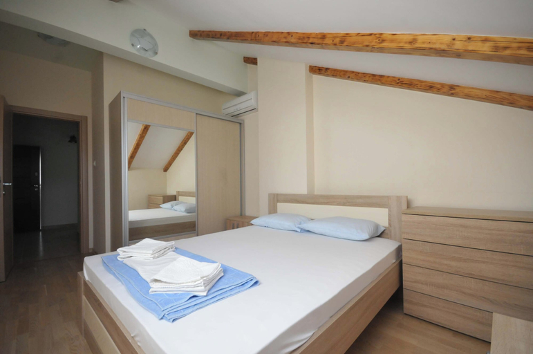 Bedroom 3, Adriatic Residence