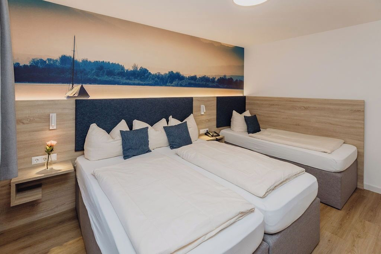 Bedroom 3, Landgasthof Hotel Schöntag & Steak House, Bad Tölz-Wolfratshausen