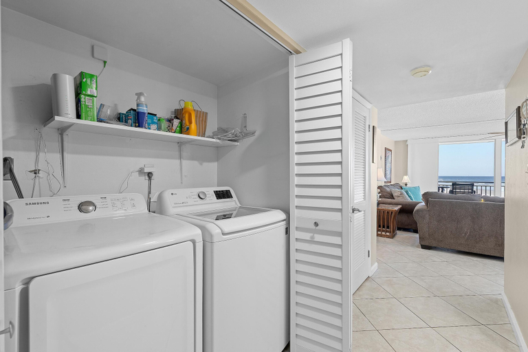Bathroom 4, Coronado Towers 201, Volusia