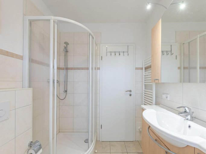 Bathroom 4, exklusives Appartement in Rechlin, Mecklenburgische Seenplatte