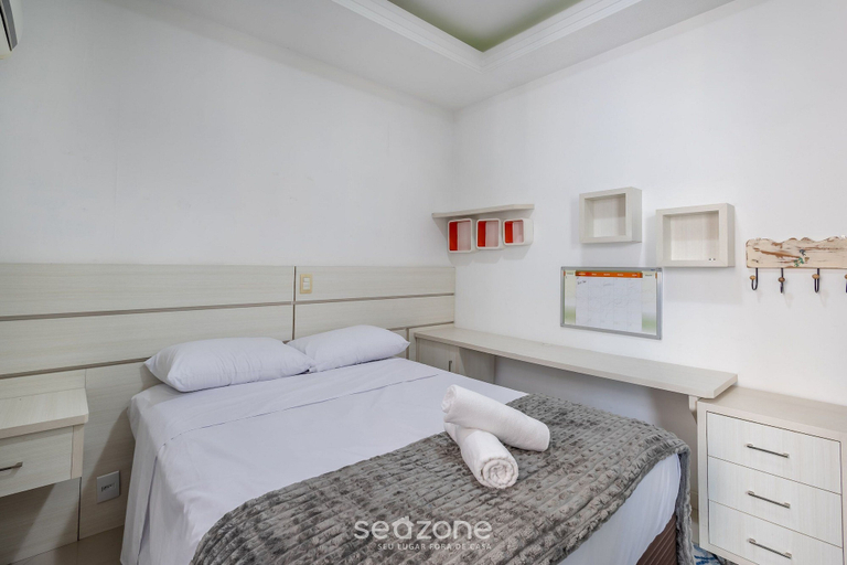 Room 4, Stay Steps From the sea in Meia Praia - VIM, Itapema
