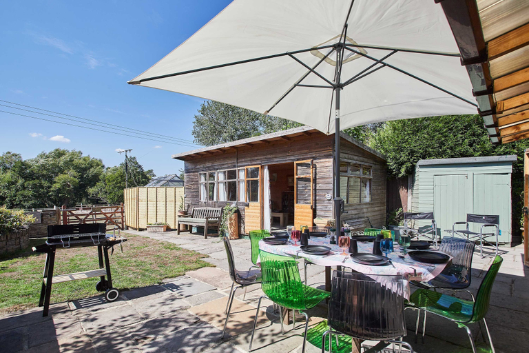 Room 5, Host Stay Windles, South Gloucestershire