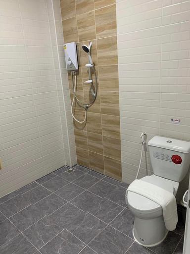 Bathroom 3, U-sabai Place, Mancha Khiri