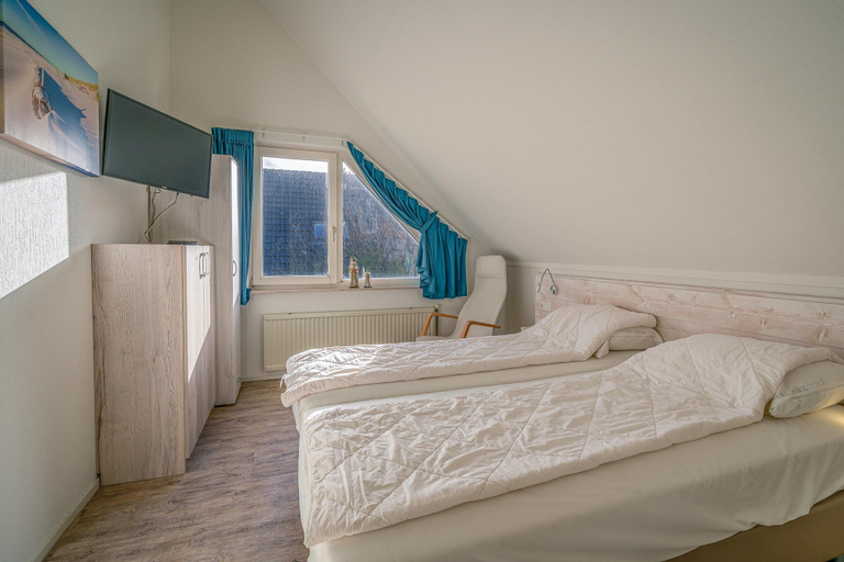 Room 2, Charming Villa Near the sea and Forest, Texel