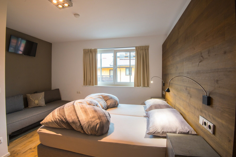 Bedroom 3, Modern Apartment Near the ski Area, Kitzbühel