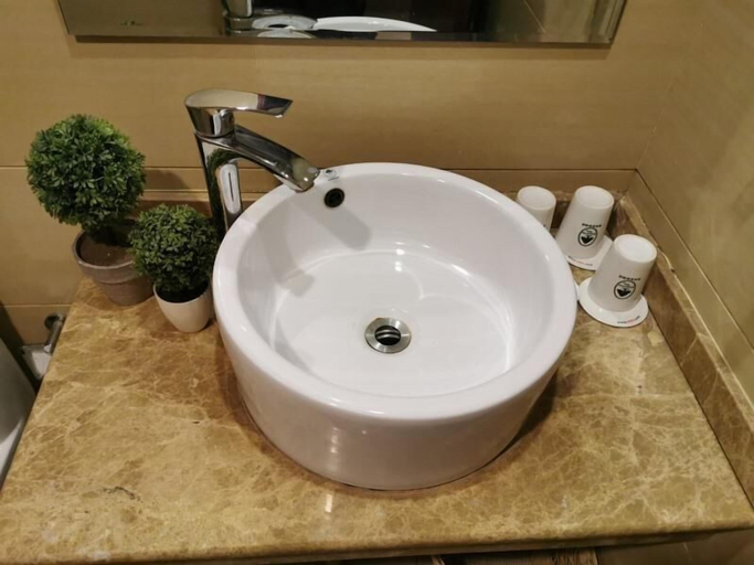 Bathroom 4, Greentree Inn Shanghai Car Piers Studio Beisong Ro, Shanghai