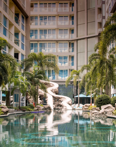 Exterior & Views 2, Azure Hotel Pattaya, Pattaya