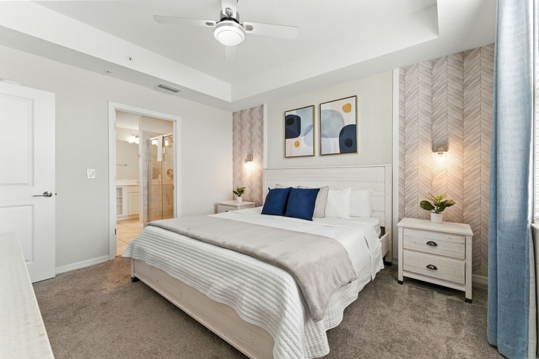 Room 3, Elegant 2BR in Storey Lake Top Location, Osceola