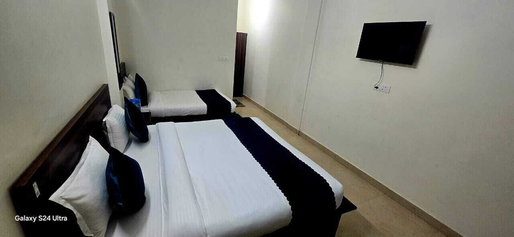 Room 4, SR View Valley Bhimtal with Parfect View, Nainital