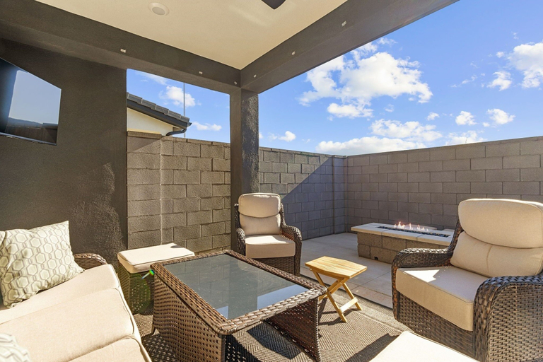 Terrace/patio 4, Ripple Holiday Home 4 Bedroom Townhouse, Washington