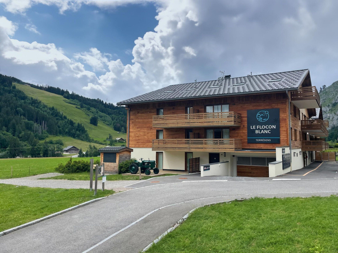 Exterior 4, Apartment in La Chapelle Near Ski Lift, Haute-Savoie
