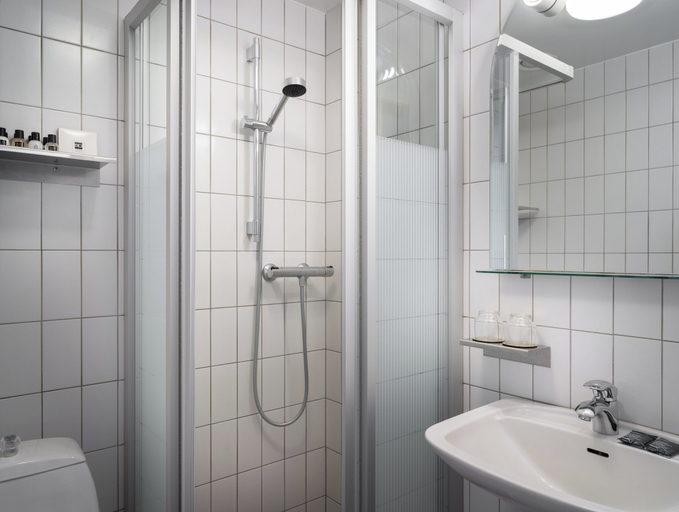 Bathroom 5, Hotel Kea by Keahotels, Akureyri