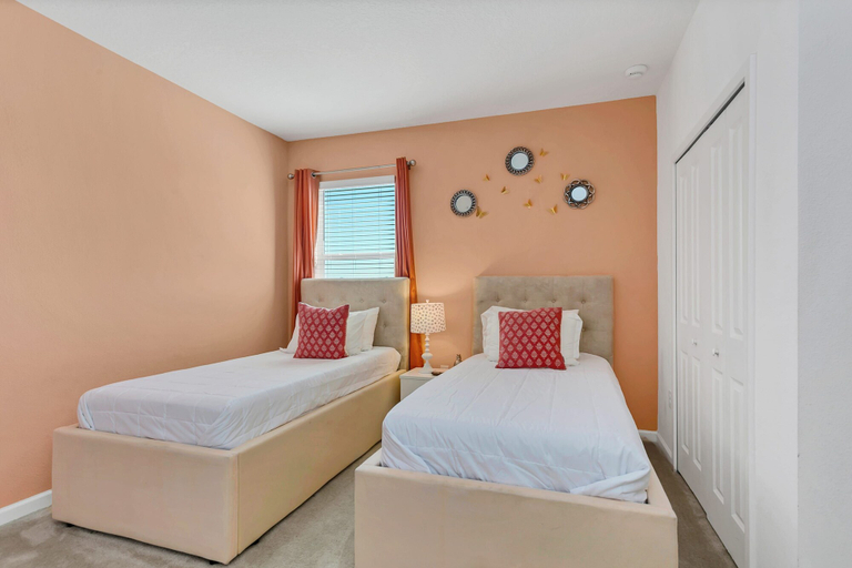 Bedroom 2, Resort Home w Pool Games BBQ - Near Disney, Osceola