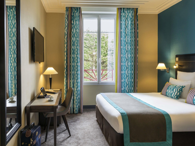 Bedroom 2, Mercure La Baule Majestic Hotel, Loire-Atlantique