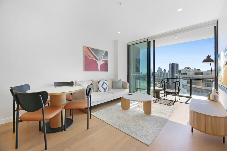 Living room 4, Elegant 2-bed Broadbeach Hotel With Ocean View, Gold Coast