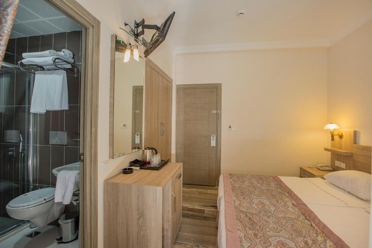 Bedroom 3, Numa Konaktepe Hotel - All Inclusive, Alanya