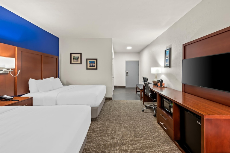 Bedroom 3, Comfort Inn & Suites Fairborn near Wright Patterson AFB, Greene