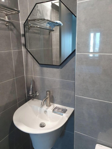 Bathroom 3, Jeongdongjin Motel, Gangneung