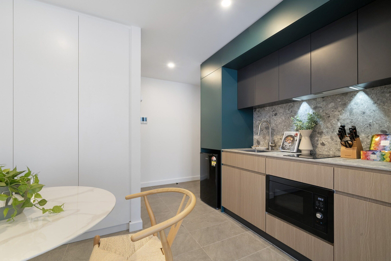 Private kitchen 2, Modern Studio With Rooftop and BBQ Access, Fremantle